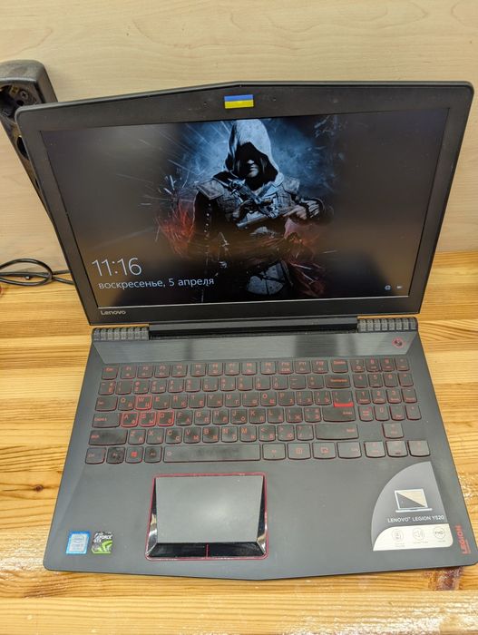Ноутбук Lenovo Y520 на I5