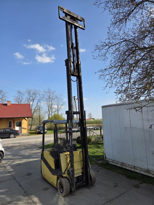 Wozek widlowy jungheinrich 3 kolowy triplex elektryczny  linde