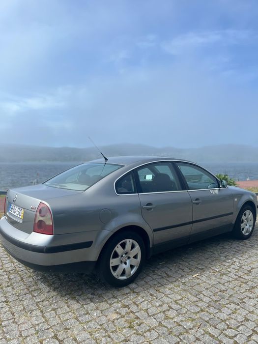 VW PASSAT 1.9 tdi 130cv (2001)
