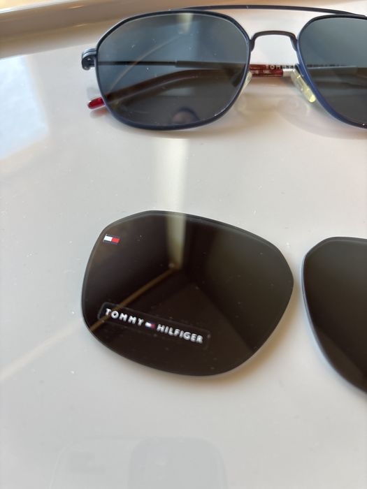 Oculos de sol Tommy Hilfiguer