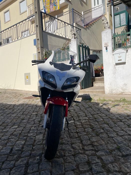 Mota desportiva Keeway RKR 125cc