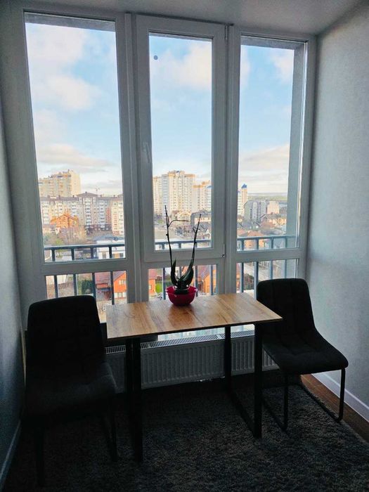 ЖК Гранд Бурже! Квартира з новим ремонтом!