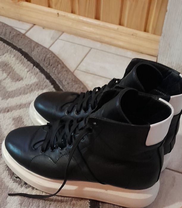 Ботинки женские зима спортивные