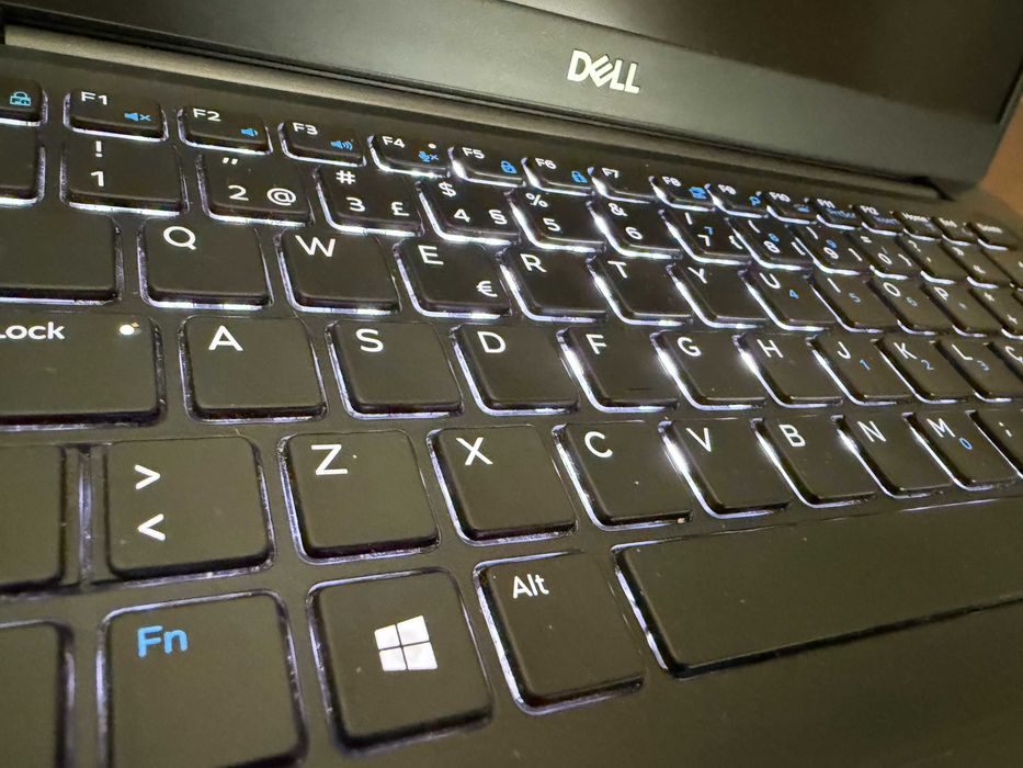 Dell Latitude 7390 Carbon|Ecran Tactil|i5-8350u|16Gb Ram|Ssd 256Gb|