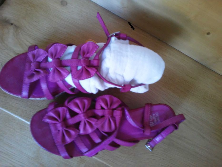 buty sandały  Dunnes z metką na koturnie roz. 4/37
