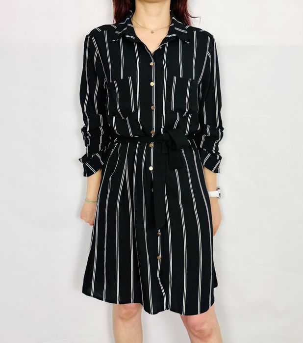 Czarna sukienka koszulowa w paski M 38