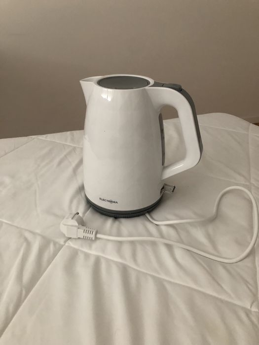 Jarro elétrico Eletronia