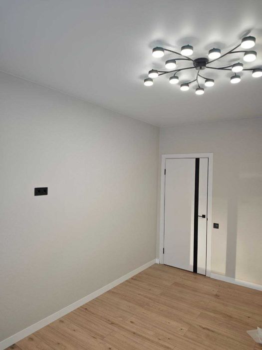 Продаж 2-к квартири з дизайнерським ремонтом — ЖК Новий Квартал