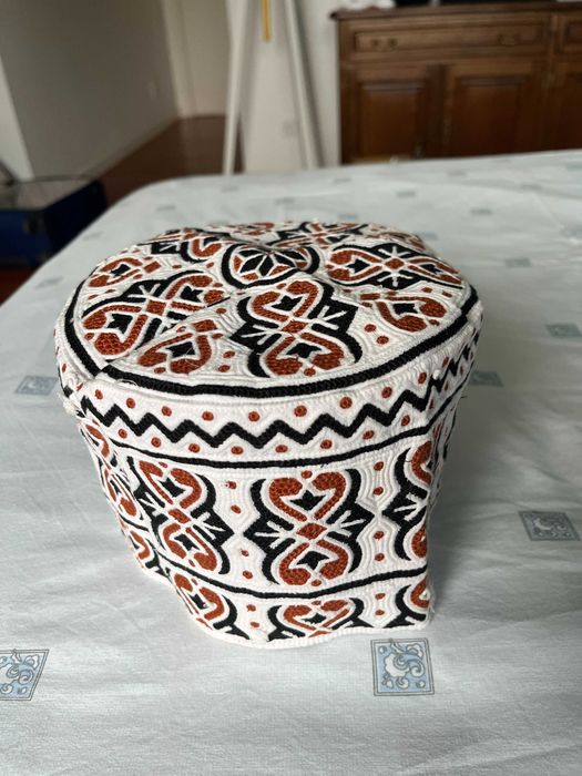 Chapéu tecido tradicional Omã / Arábia - novo