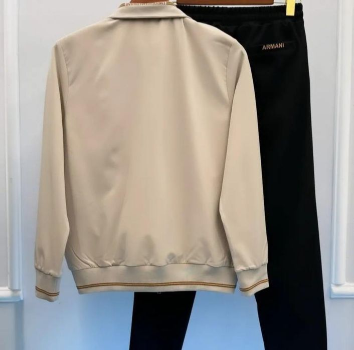 Armani S, M тонкий спортивний костюм соловічий