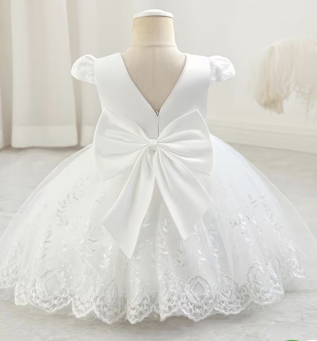 Vestido cerimónia criança