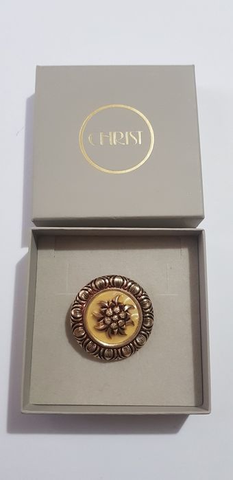 Broszka klips złocista.