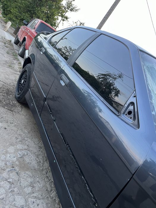 BMW е36 двери козовные елементы