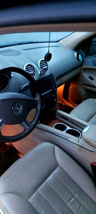Продам Mercedes ML 350. Макс. комплектація.