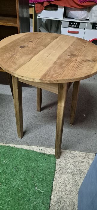 Mesa de apoio sala antiga