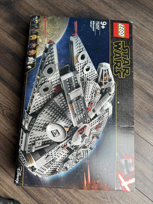 Klocki lego nowe nieodpakowane 75257 Star Wars Sokół Millenium