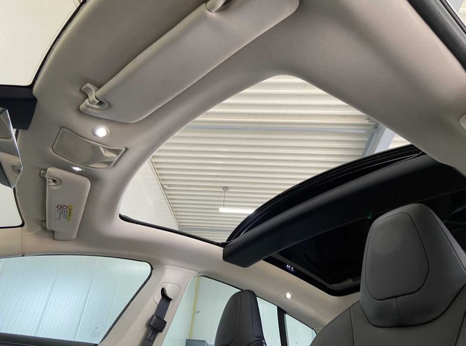 Tesla Model S 85 com carregamentos grátis para sempre (18.000€)