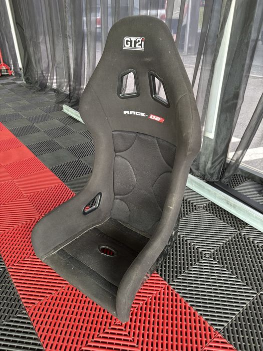 Backet GT2i Race -02 L