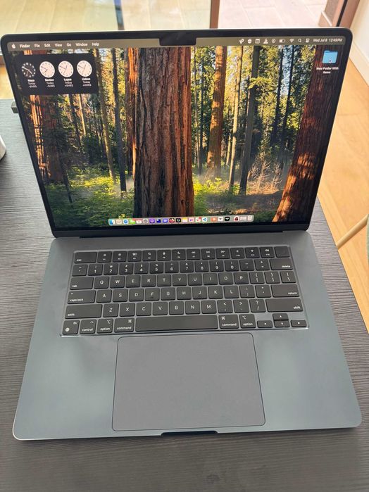Macbook Air 2024 15" M3 Chip 16GB RAM 512GB