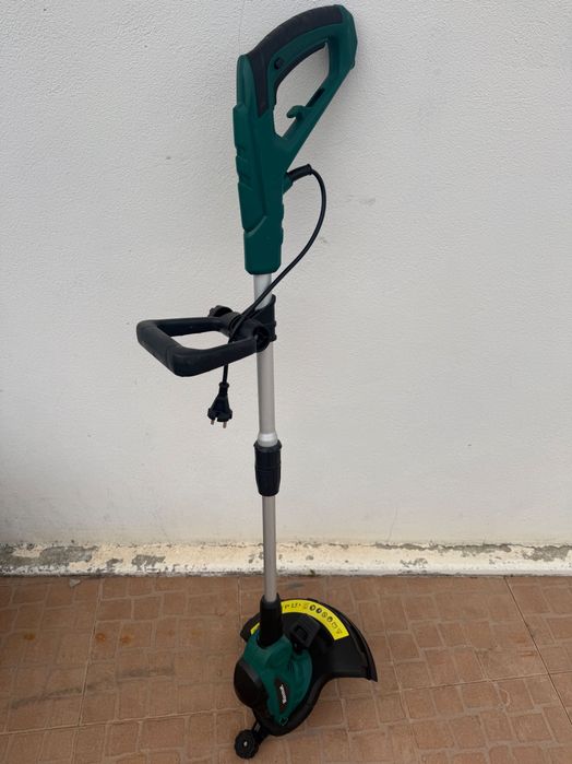 Máquina aparador de relva MaxMat mais fio