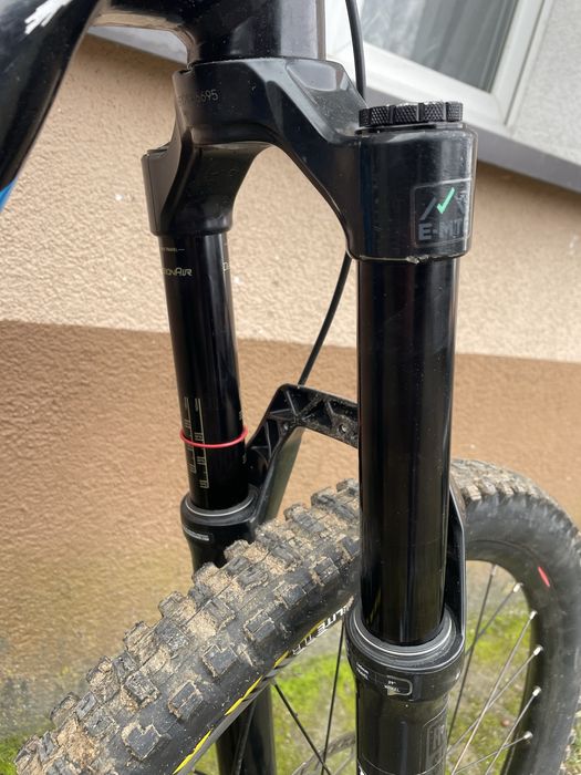 Rock shox zeb 29 150mm