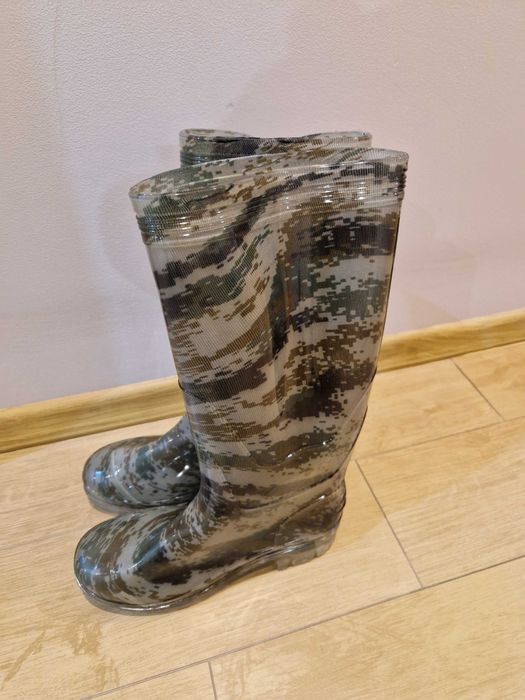 nowe gumiaki rozmiar 43