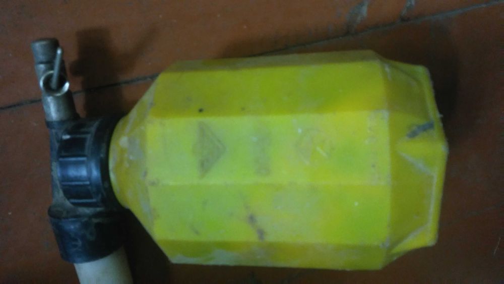 Опрыскиватель помповый СССР.