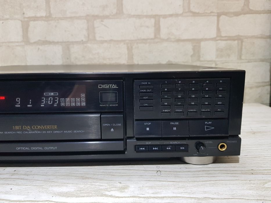 CD програвач/проигрыватель Aiwa XC-900 б/у з Німеччини