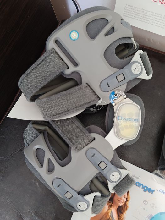 Наколенник Ovation Medical Gen2 Premium Universal OA Knee Brace