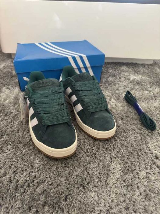 Ténis Adidas Campus verde (42)