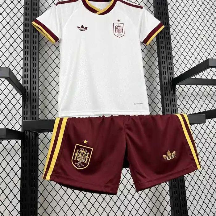 Kit criança Espanha 2°equipamento