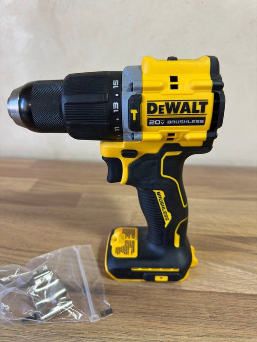 Dewalt DCD799.