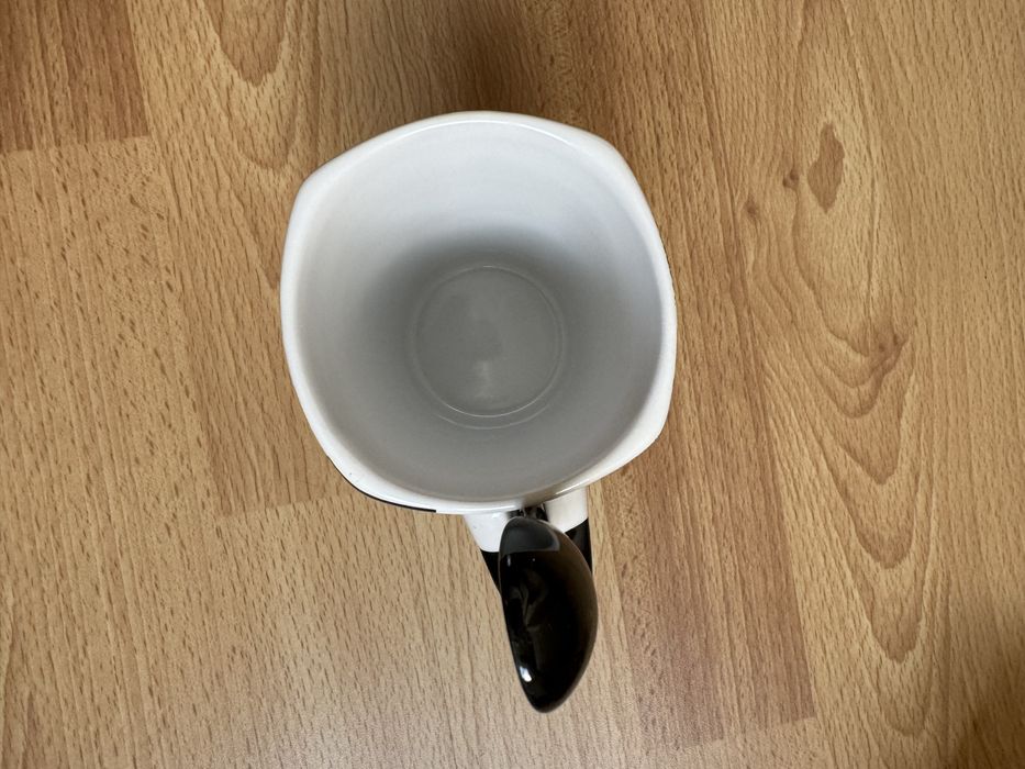 Чашка нова в коробці