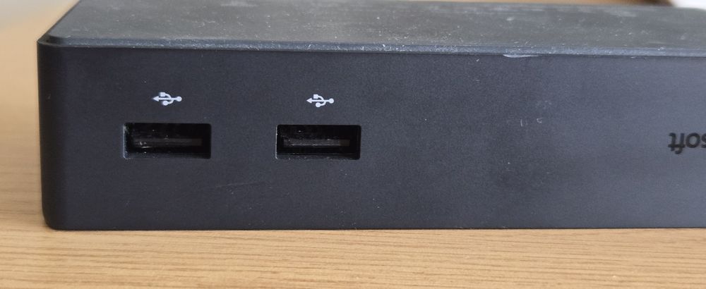 Surface Dock Station468937315085209603