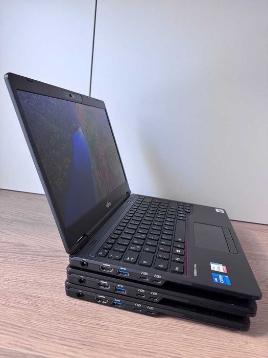 Fujitsu U7311 11Gen FHD IPS 4G модем, зарядка від Повер Банка є 100шт