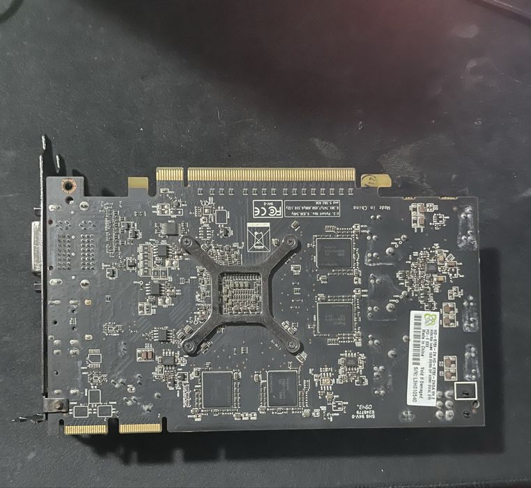 Placa grafica Radeon HD 5750 8gb ddr464729412269955121