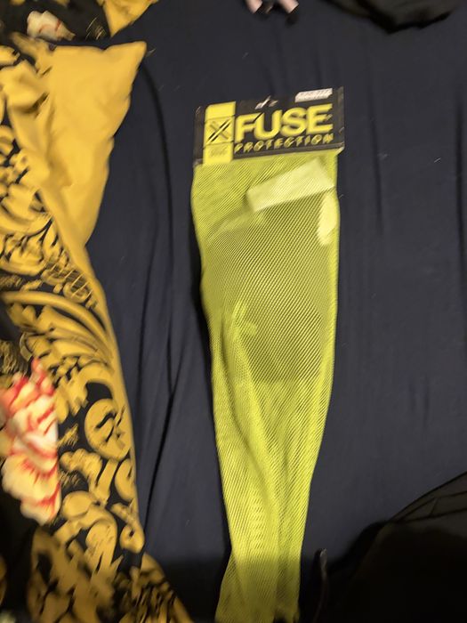 Ochraniacze fuse omega 100 knee pad combo