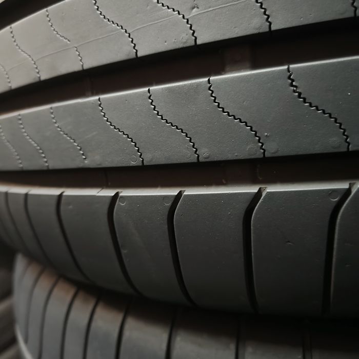 255/45/19 Sprzedam komplet opon letnich Bridgestone z 2025 roku