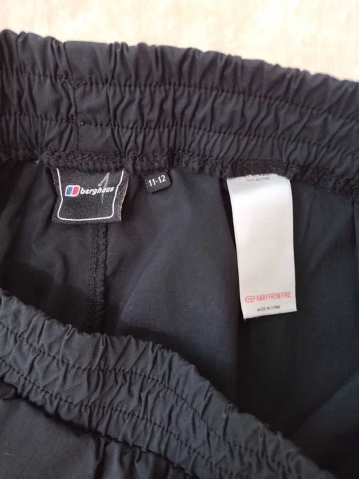 підліткові  спортивні штани Berghaus на вік 11-12 років