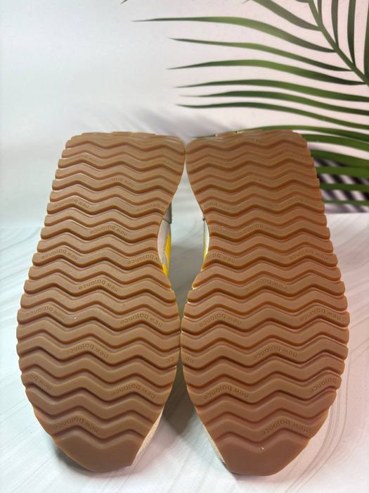 Продам нові кросівки 36 розмір