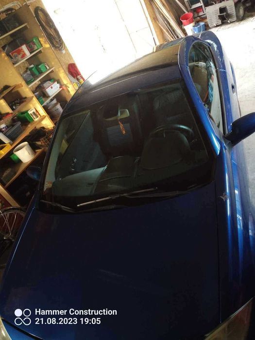 Samochód renault megane