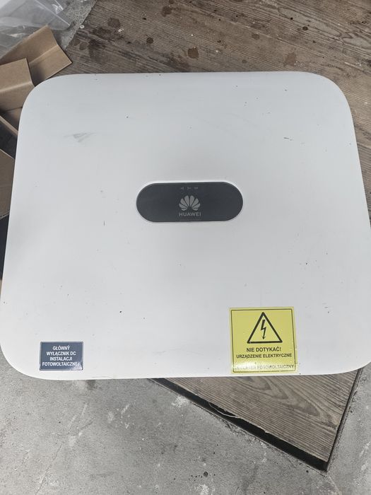 Falownik huawei  15 kw