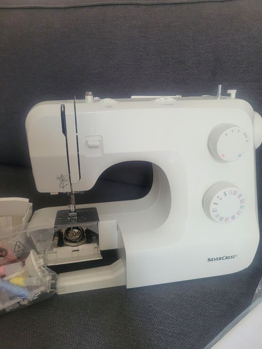 Máquina de Costura SilverCrest Completa | Usada 3x + Linhas Novas + Capa