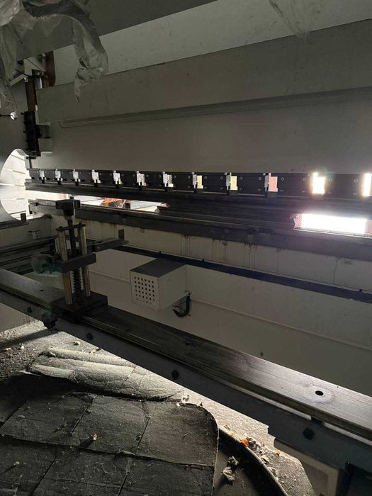 Листозгинальний гідравлічний прес з ЧПУ  Ermaksan Power-Bend 3100-120