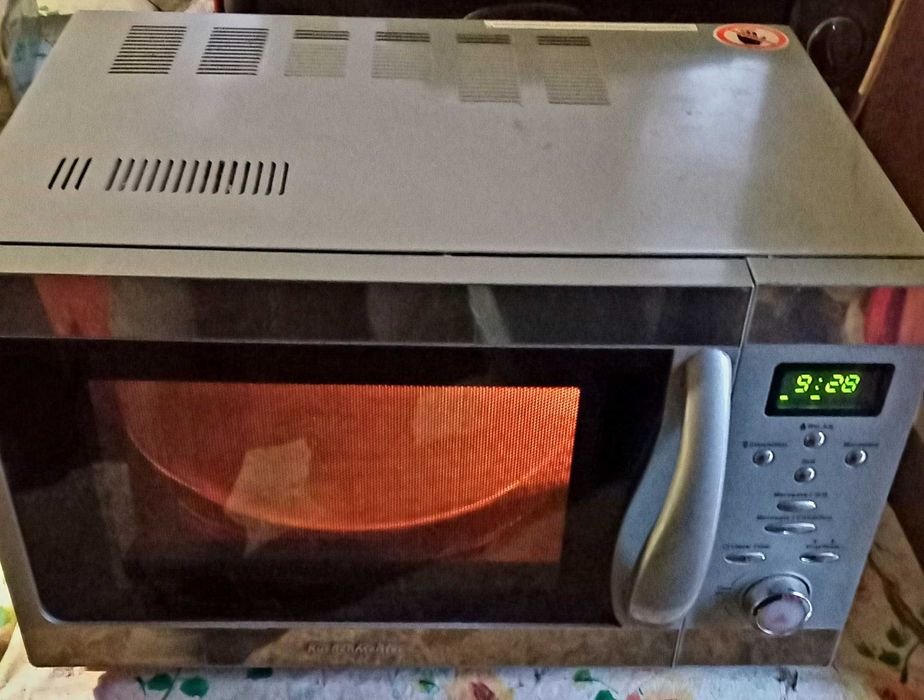 Продам мікровалновку