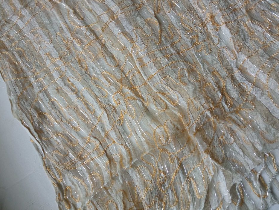 Lekki zwiewny szalik apaszka 165 x 45cm srebrna nitka