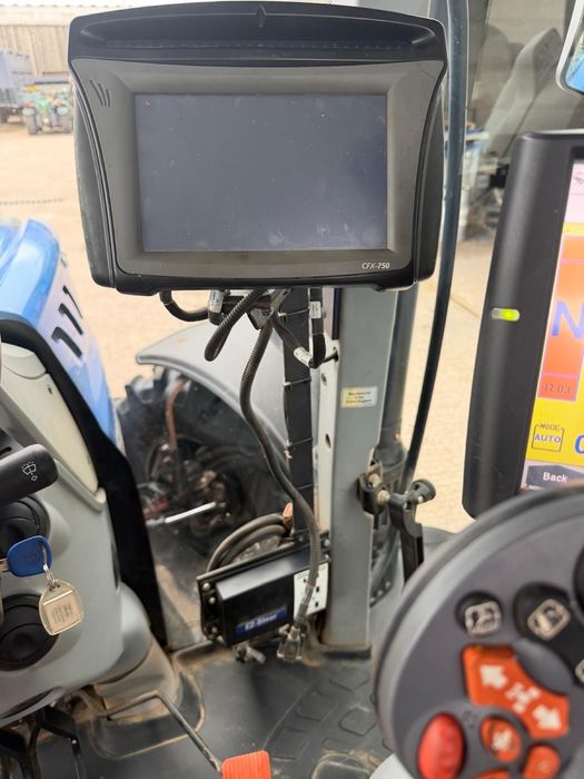 New holland T7.210 SWB