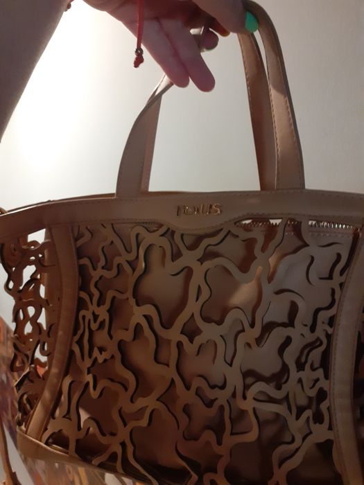 Uzywana torebka tous kolor bezowy