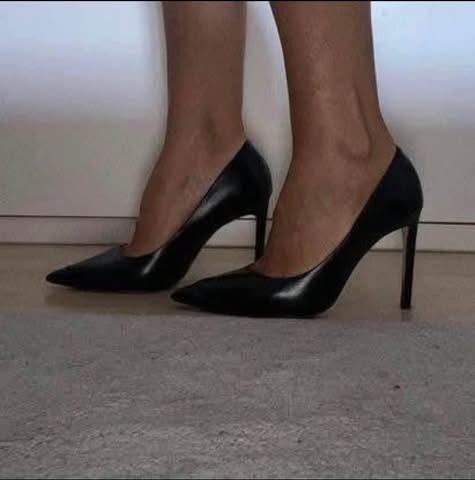 Stilettos em pele, zara, tamanho 38. Usados apenas uma vez