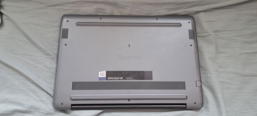 Dell Vostro 5581